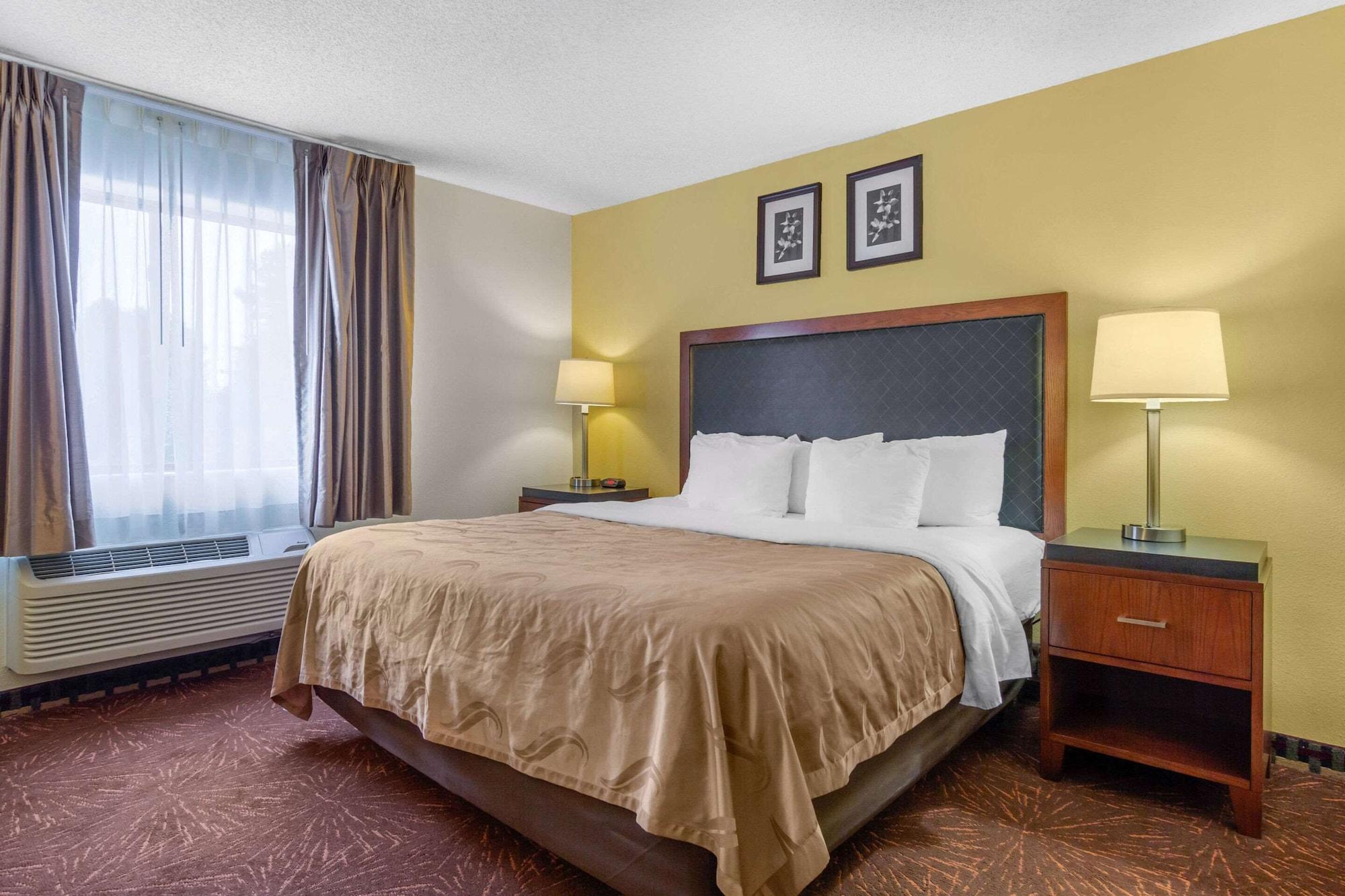 Quality Inn & Suites Lakewood - Denver Southwest Luaran gambar