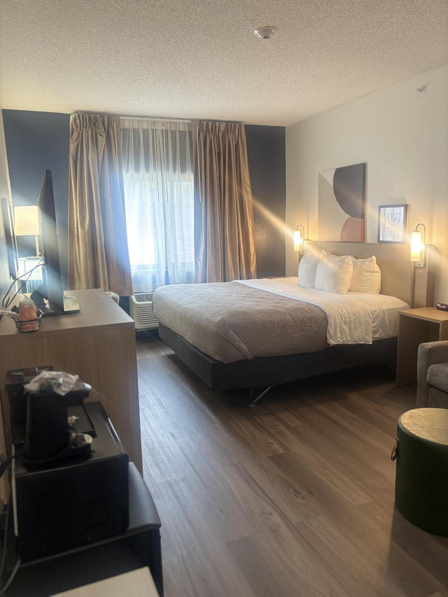 Quality Inn & Suites Lakewood - Denver Southwest Luaran gambar