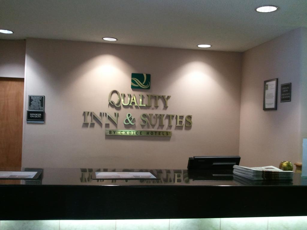 Quality Inn & Suites Lakewood - Denver Southwest Luaran gambar
